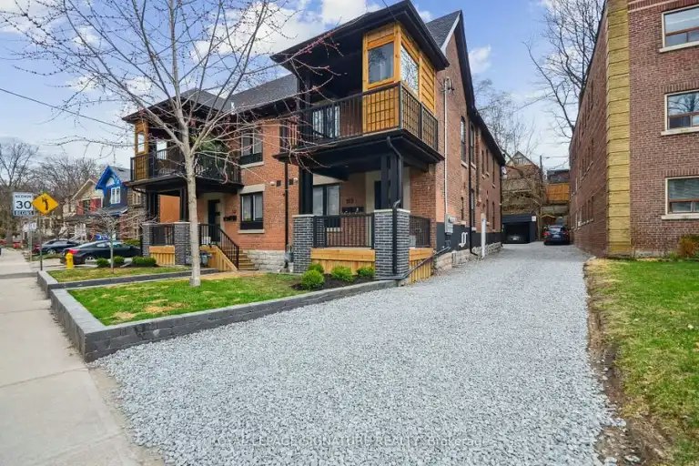 129 Kenilworth Avenue, Toronto, ON, M4L 3S7 - 4