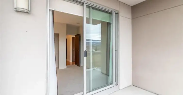 2040 Springfield Road, Kelowna, BC, V1Y 5V8 - 10
