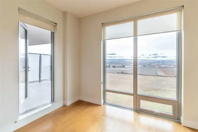 2040 Springfield Road, Kelowna, BC, V1Y 5V8 - 4