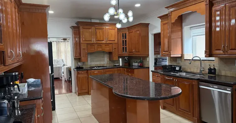 7029 Malvern Place, Surrey, BC, V3W 6N2 - 3