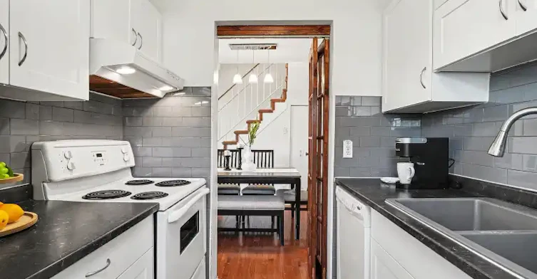11D Woodvale Green, Ottawa, ON, K2G 4G9 - 9