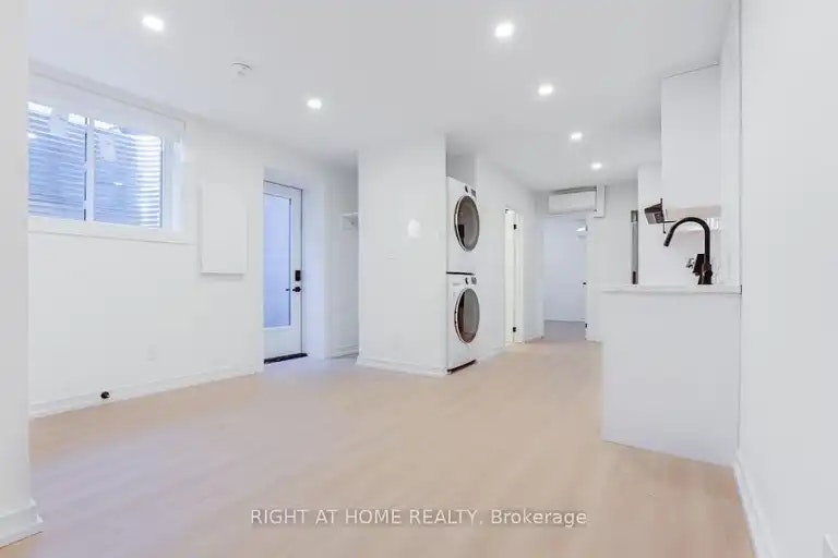 11 Condor Avenue, Toronto, ON, M4J 3M5 - 5