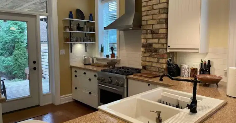 55 Lodge Avenue West, Toronto, ON, M6K 2T6 - 13