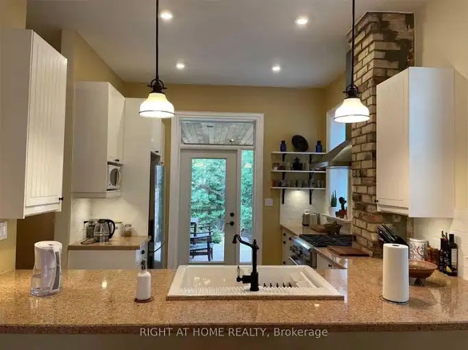55 Lodge Avenue West, Toronto, ON, M6K 2T6 - 12