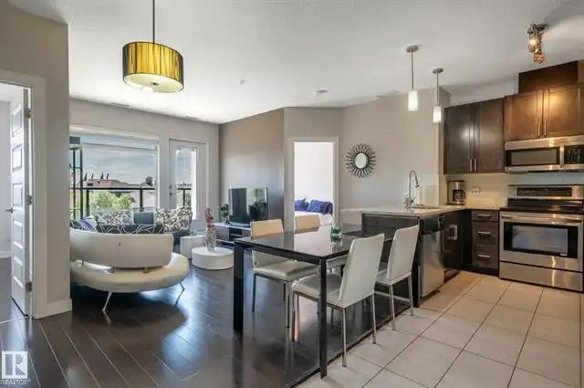 5151 Windermere Boulevard South West, Edmonton, AB, T6W 2K4 - 6