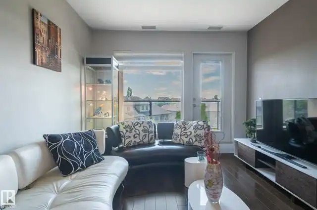 5151 Windermere Boulevard South West, Edmonton, AB, T6W 2K4 - 10