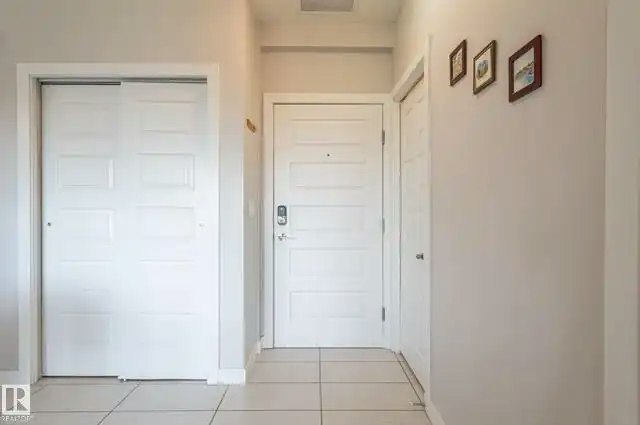 5151 Windermere Boulevard South West, Edmonton, AB, T6W 2K4 - 3