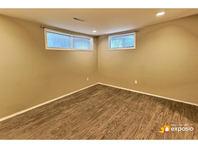 11355 55 Street NW, Edmonton, AB, T5W 3P6 - 8