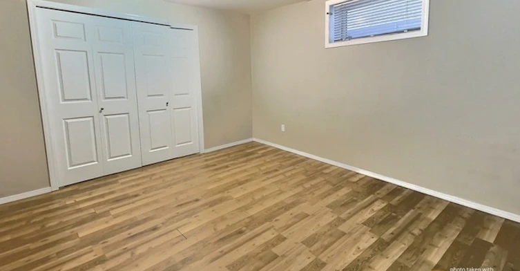 11355 55 Street NW, Edmonton, AB, T5W 3P6 - 4