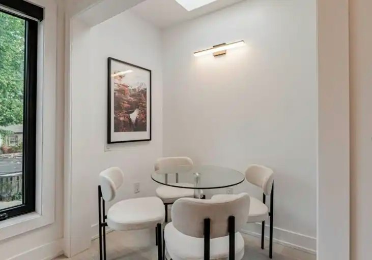 20 Leslie Garden Lane, Toronto, ON, M4M 3B4 - 12