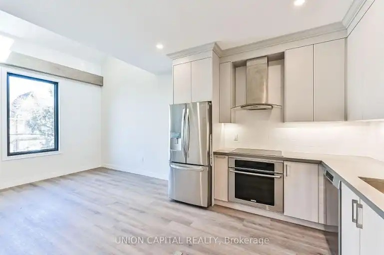 180 Broadview Avenue, Toronto, ON, M4M 2G5 - 7