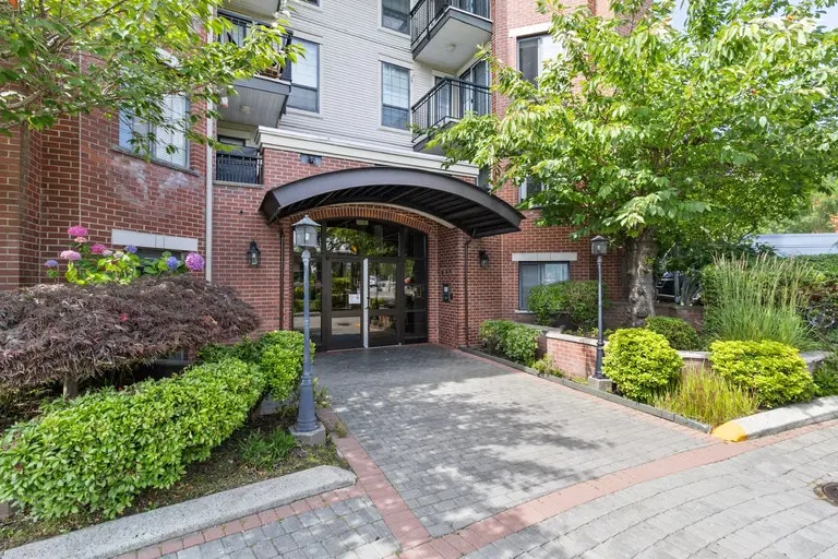 20303 Douglas Crescent, Langley, BC, V3A 8T4