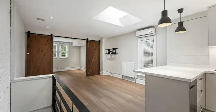 229 Kingston Road, Toronto, ON, M4L 1T5 - 8