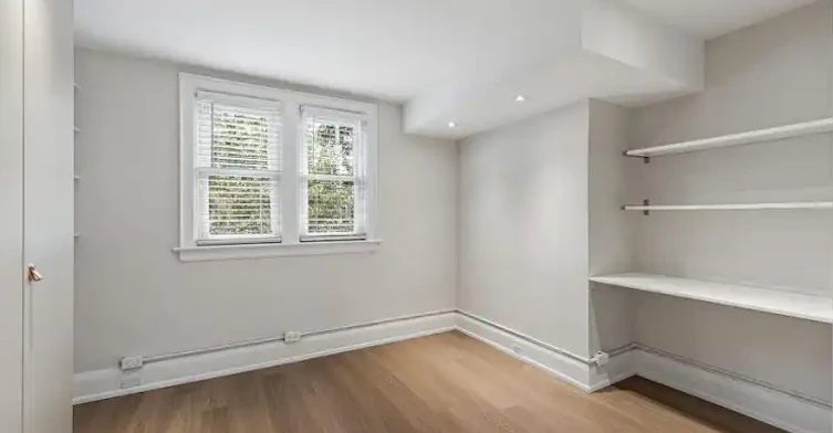 229 Kingston Road, Toronto, ON, M4L 1T5 - 6