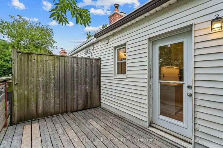 229 Kingston Road, Toronto, ON, M4L 1T5 - 3