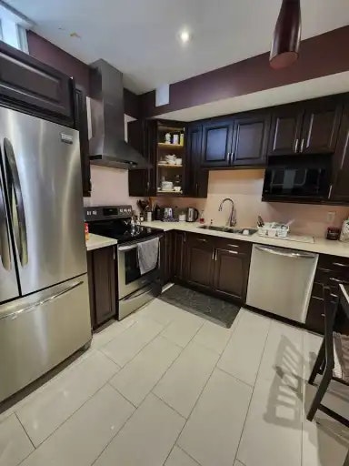 19 Dunrobin Crescent, Vaughan, ON, L4H 4A8 - 4