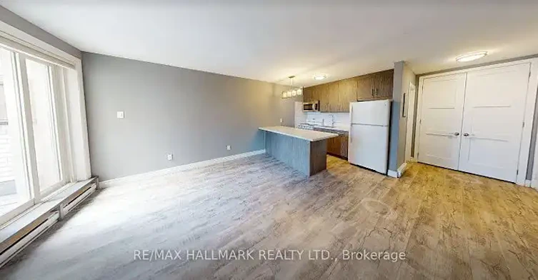 1610 Queen Street East, Toronto, ON, M4L 1E5 - 2