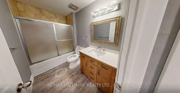 1610 Queen Street East, Toronto, ON, M4L 1E5 - 4