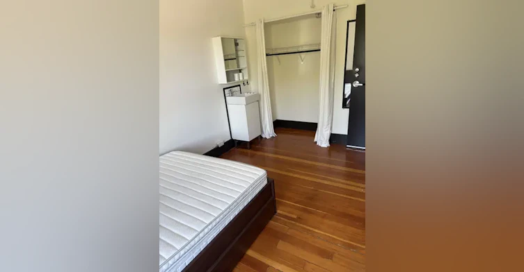 406 Union Street, Vancouver, BC, V6A 2B6 - 12