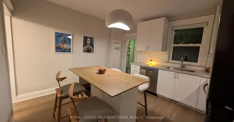 25 Copeland Avenue, Toronto, ON, M4C 1A9 - 15
