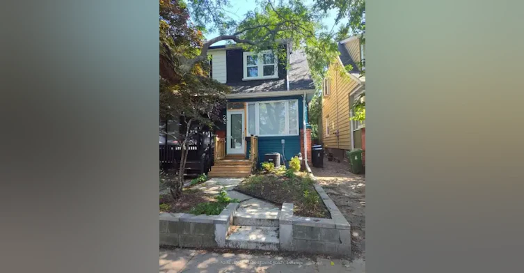 25 Copeland Avenue, Toronto, ON, M4C 1A9 - 7
