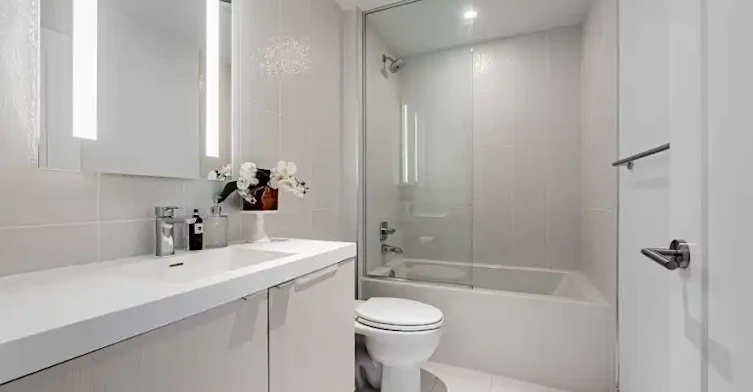 575 Bloor Street East, Toronto, ON, M4W 0B2 - 3