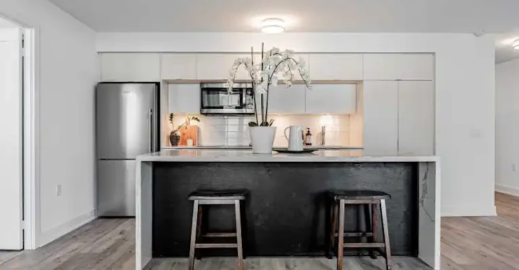 575 Bloor Street East, Toronto, ON, M4W 0B2 - 12
