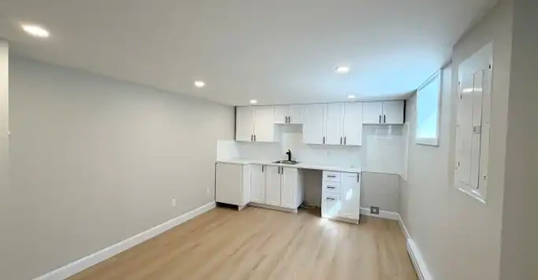 1222 Johnson Street, Kingston, ON, K7M 2P2