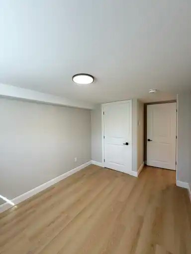 1222 Johnson Street, Kingston, ON, K7M 2P2 - 4