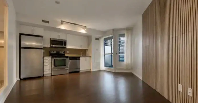 209 Fort York Boulevard, Toronto, ON, M5V 4A1 - 4