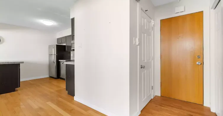 2163 Hamilton Street, Regina, SK, S4P 2E5 - 7