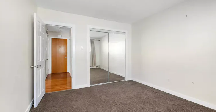 2163 Hamilton Street, Regina, SK, S4P 2E5 - 9