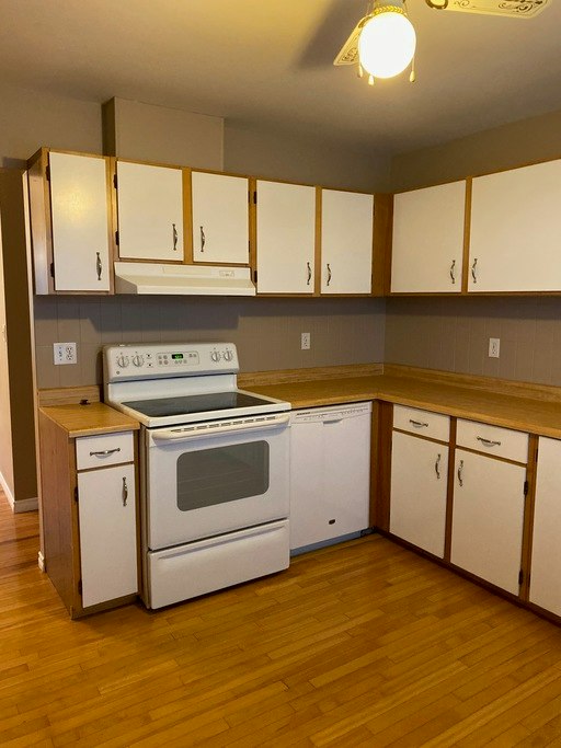 4350 38 Street Northwest, Edmonton, AB, T6L 4K4 - 8