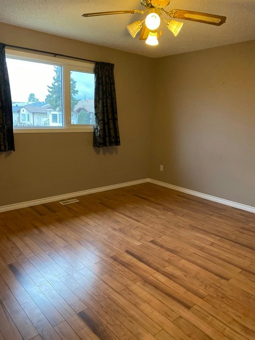 4350 38 Street Northwest, Edmonton, AB, T6L 4K4 - 13