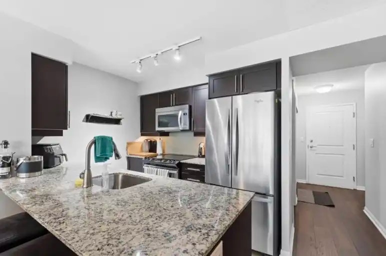 35 Bastion Street, Toronto, ON, M5V 0C2 - 5