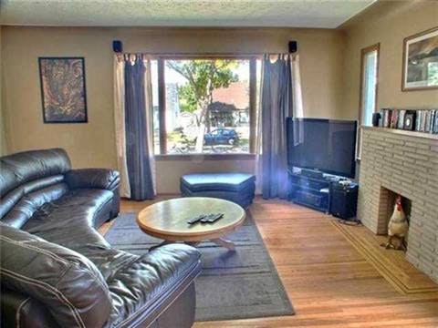 9719 72 Avenue, Edmonton, AB, T6E 0Y9 - 4