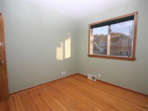 9719 72 Avenue, Edmonton, AB, T6E 0Y9 - 12