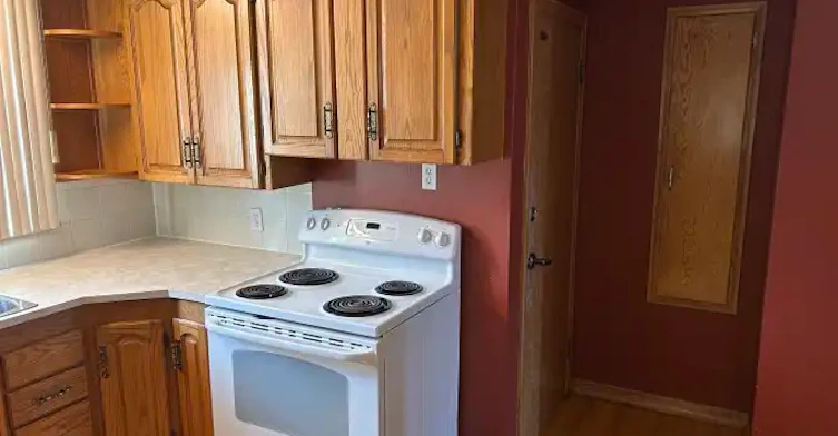 9719 72 Avenue, Edmonton, AB, T6E 0Y9 - 16