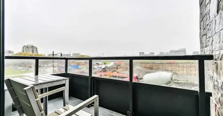 25 Water Walk Drive, Markham, ON, L6G 0G3 - 16
