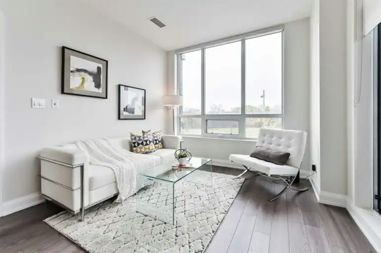 25 Water Walk Drive, Markham, ON, L6G 0G3 - 10