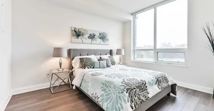 25 Water Walk Drive, Markham, ON, L6G 0G3 - 12