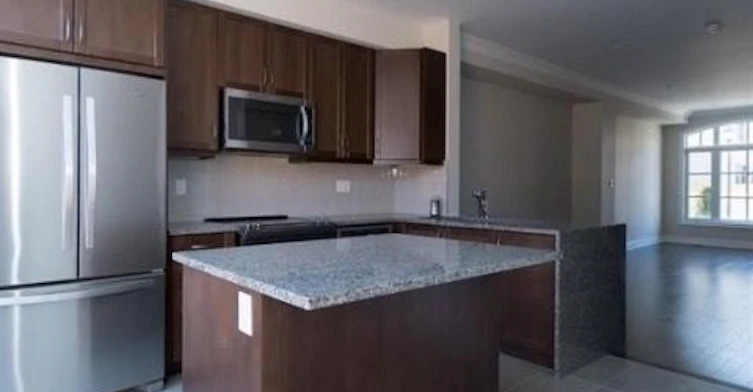 2034 Queensborough Gate, Mississauga, ON, L5M 0X9 - 3