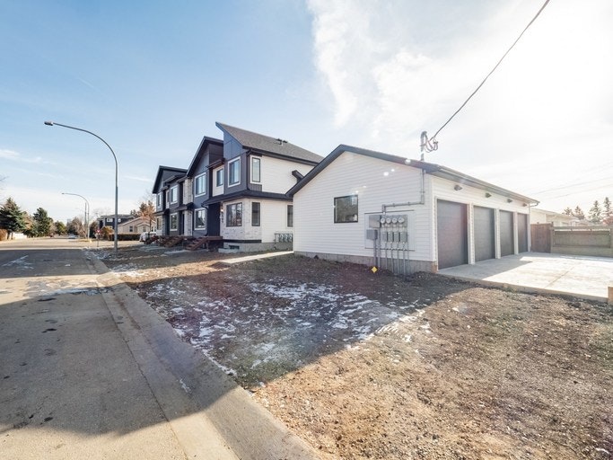 15211 103 Avenue Northwest, Edmonton, AB, T5P 1Y2 - 12