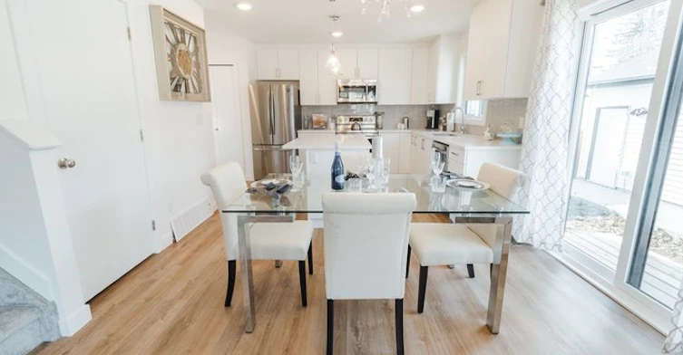 15211 103 Avenue Northwest, Edmonton, AB, T5P 1Y2 - 7