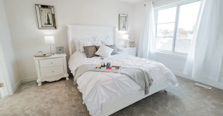 15211 103 Avenue Northwest, Edmonton, AB, T5P 1Y2 - 4