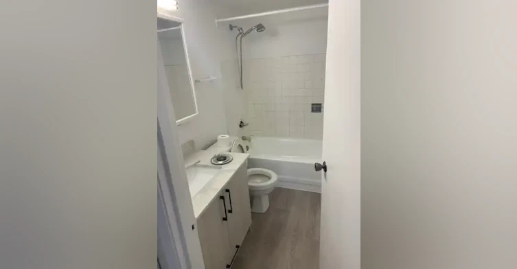 136 East 5th Street, North Vancouver, BC, V7L 1L6 - 6