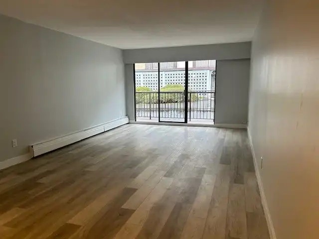 136 East 5th Street, North Vancouver, BC, V7L 1L6 - 3