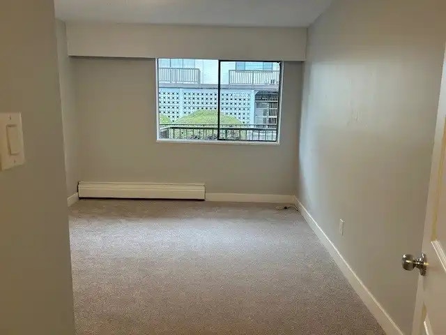 136 East 5th Street, North Vancouver, BC, V7L 1L6 - 9