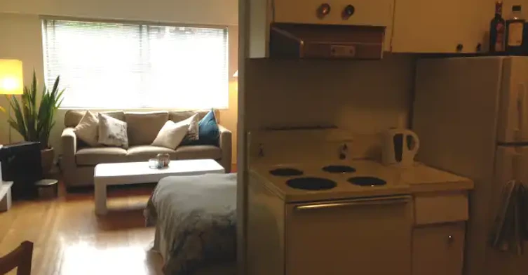 1636 West 10th Avenue, Vancouver, BC, V6J 2A1 - 2