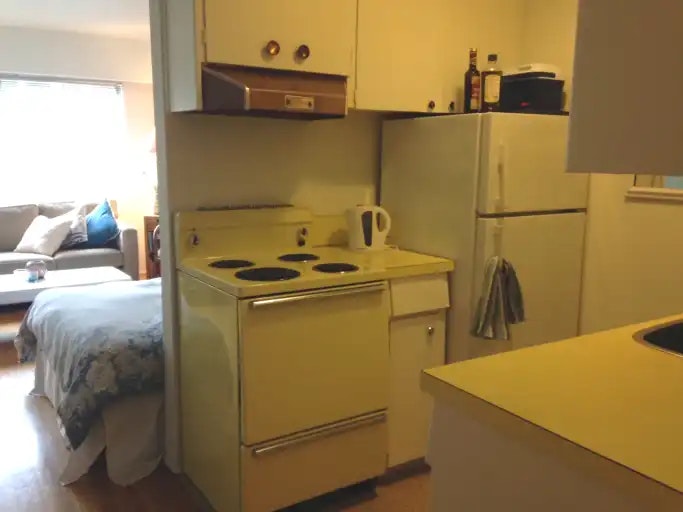1636 West 10th Avenue, Vancouver, BC, V6J 2A1 - 3